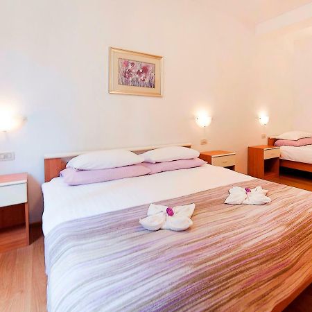 Apartment Villa Lidija 洛夫兰 外观 照片