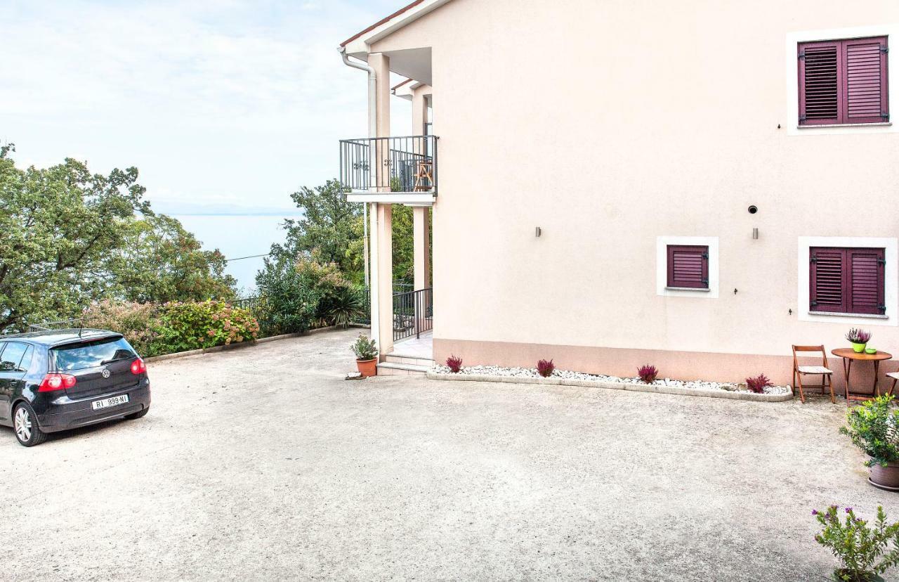 Apartment Villa Lidija 洛夫兰 外观 照片