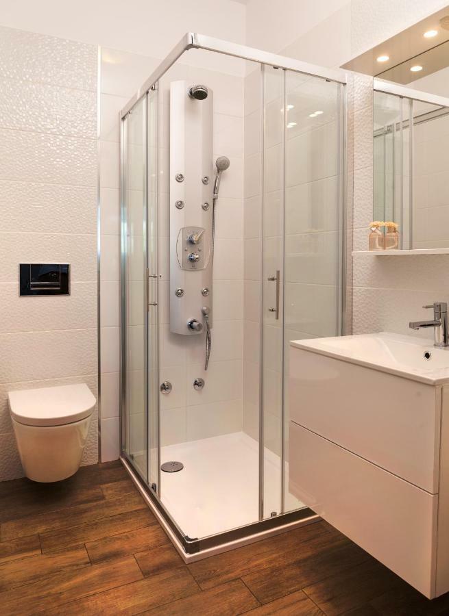 Apartment Villa Lidija 洛夫兰 外观 照片