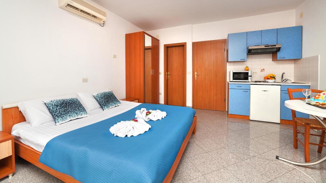 Apartment Villa Lidija 洛夫兰 外观 照片